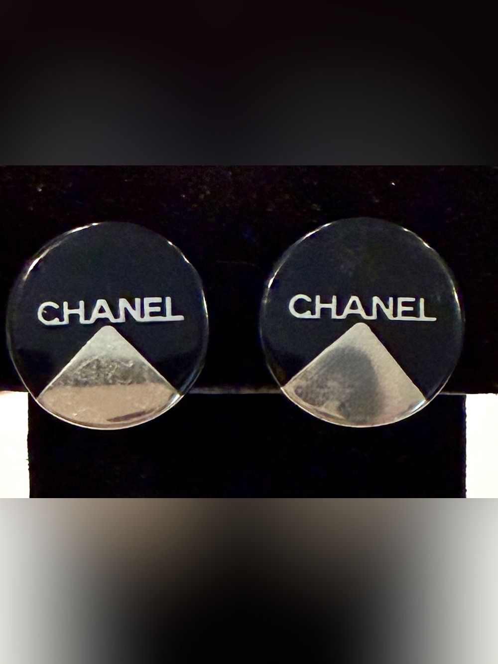 CHANEL 00A Vintage Black Silver Round CHANEL Logo Clip On Earrings (France).